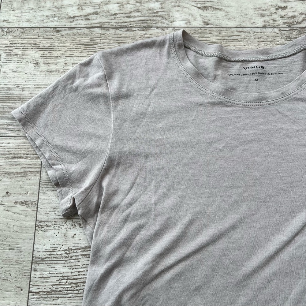 VINCE Essential Light Gray Pima Cotton Crew Neck T-Shirt Size M Short Sleeve - Picture 13 of 16